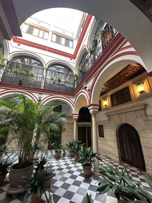 Apartamento Patio Sevillano Frente Catedral Eksteriør bilde